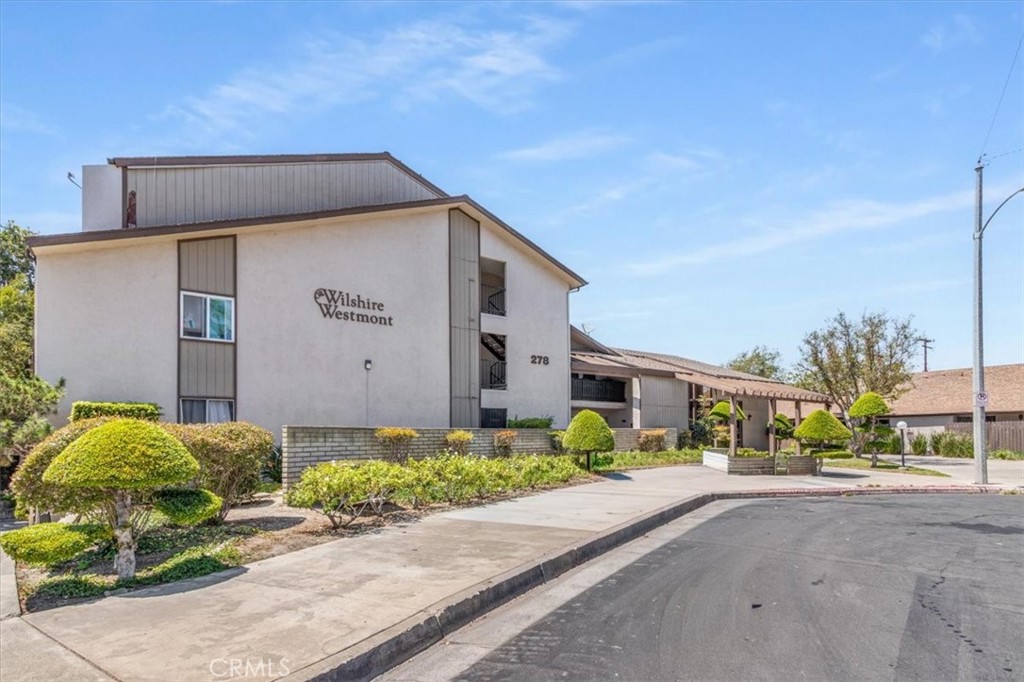 278 N Wilshire 129