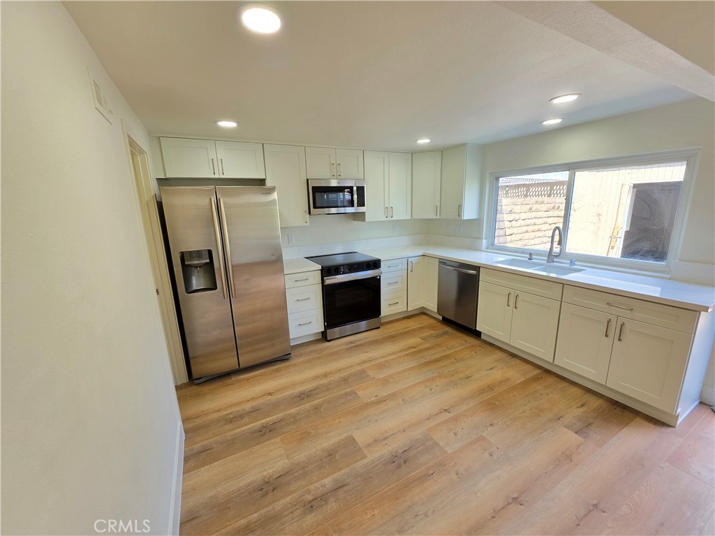 4331 Larwin