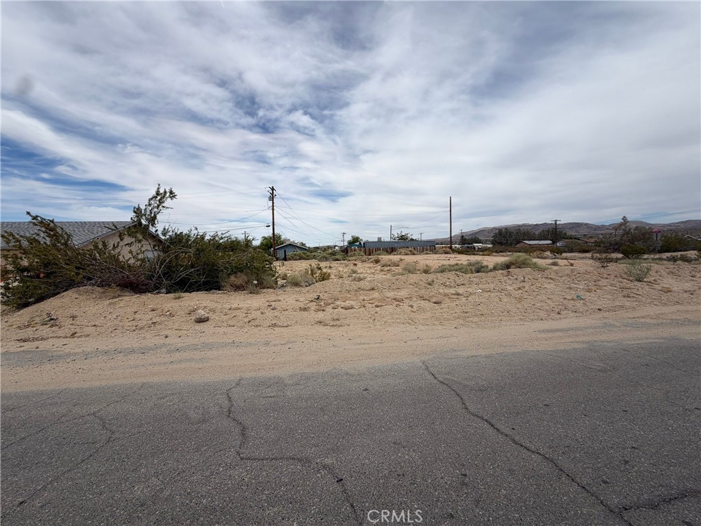 0 Tamarisk Ave