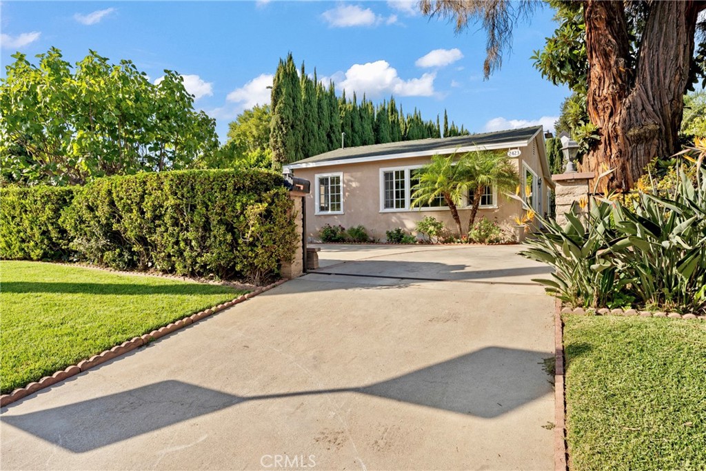 2423 San Pasqual