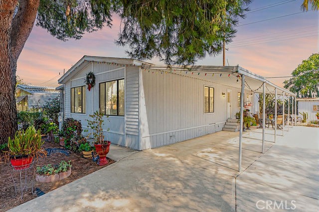3017 Lake View Drive