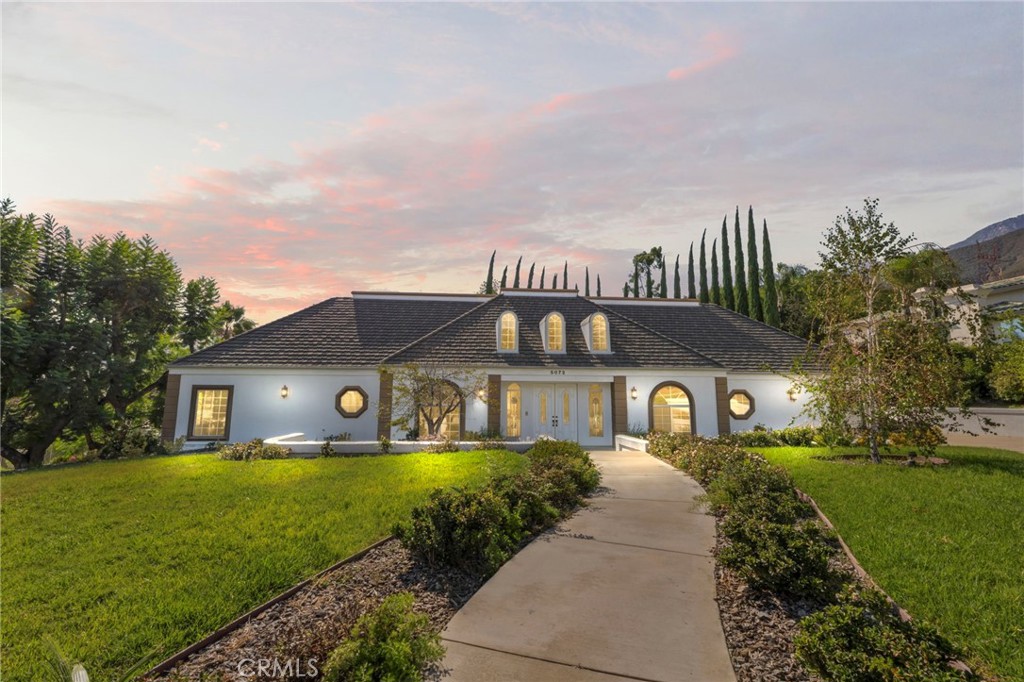 5072 Castle Court