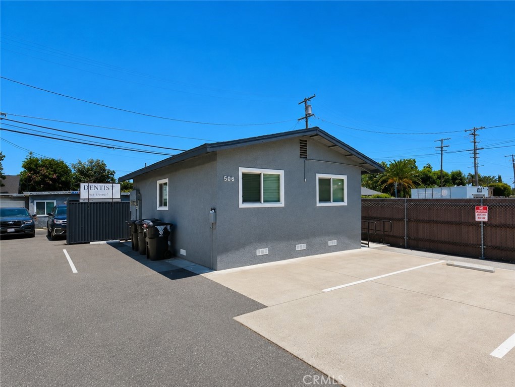 506 S Harbor