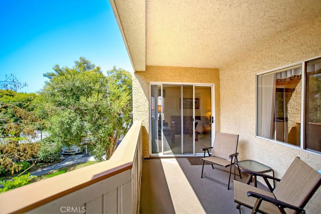 28 Corniche Drive E