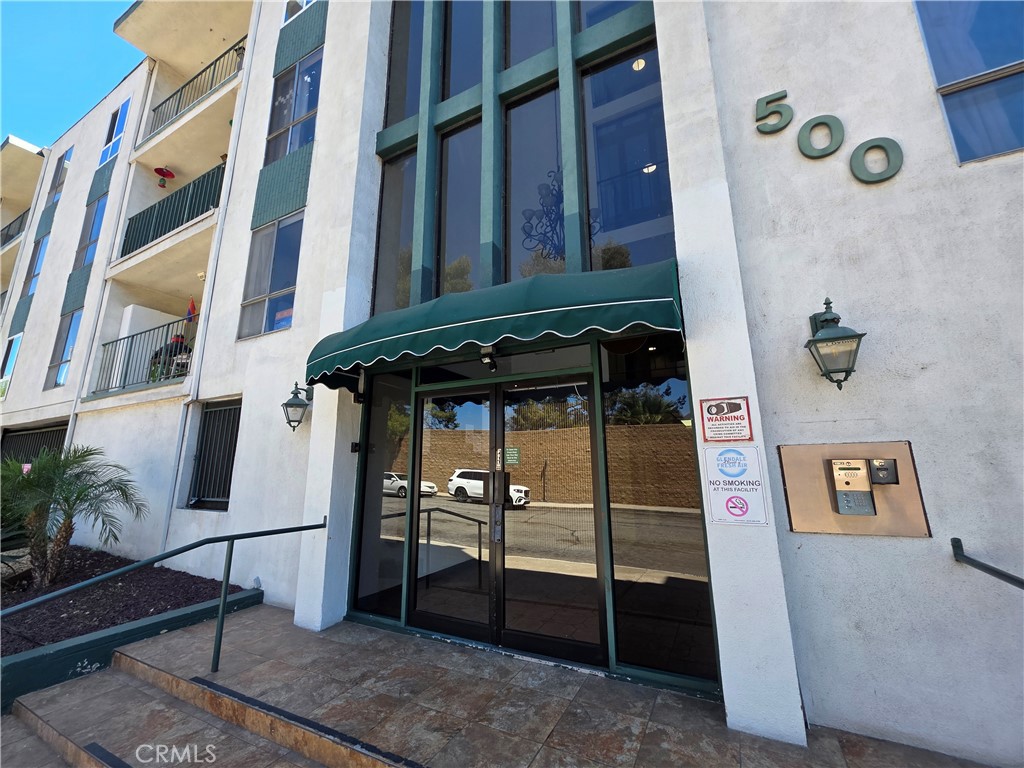 500 Jackson Place 212