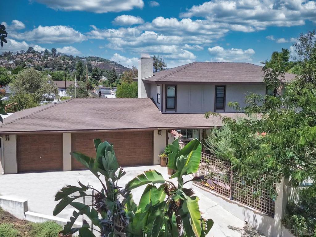 1090 ELLEN LANE