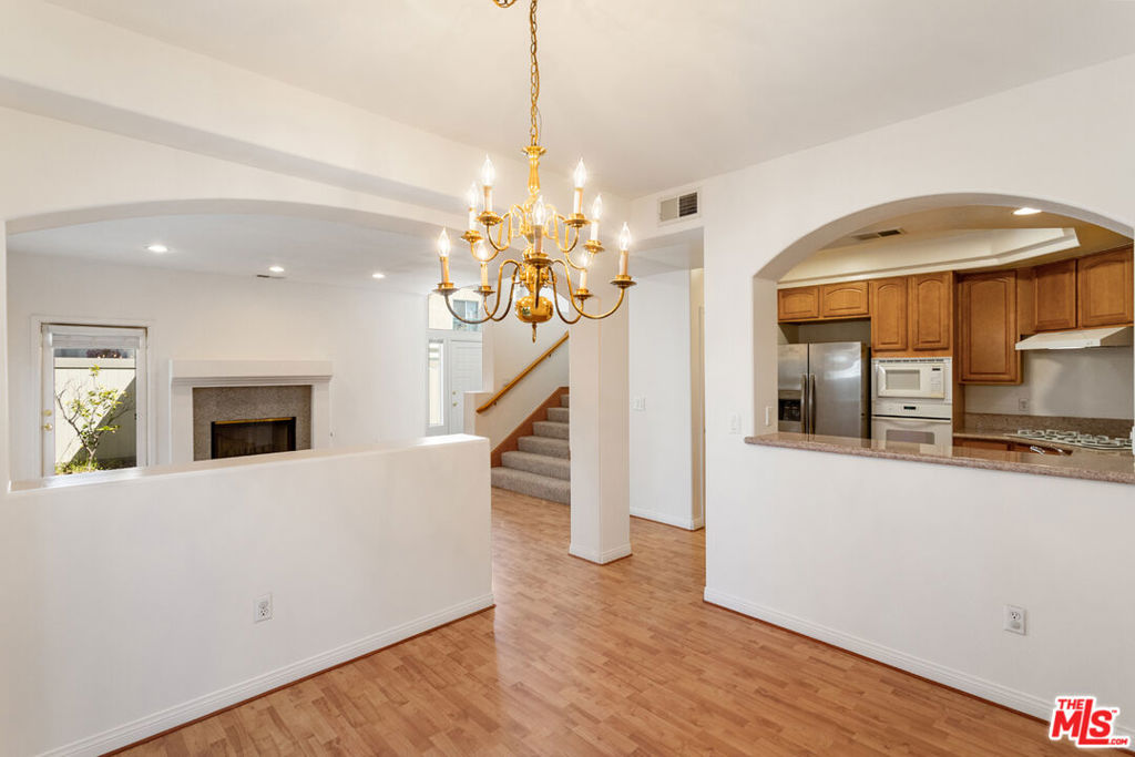 4489 Spencer Street 330