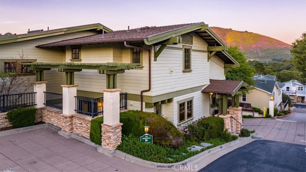 290 Ocean Oaks Lane