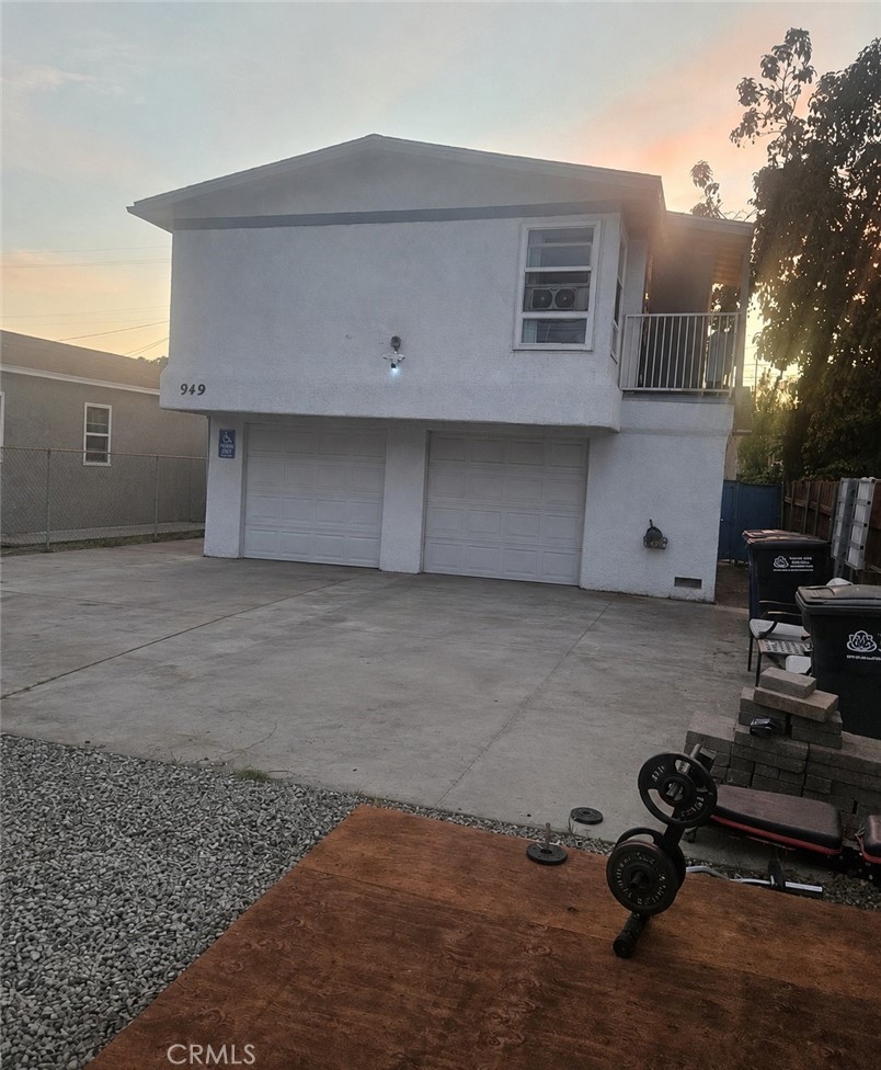 947 949 S Ford Boulevard 1