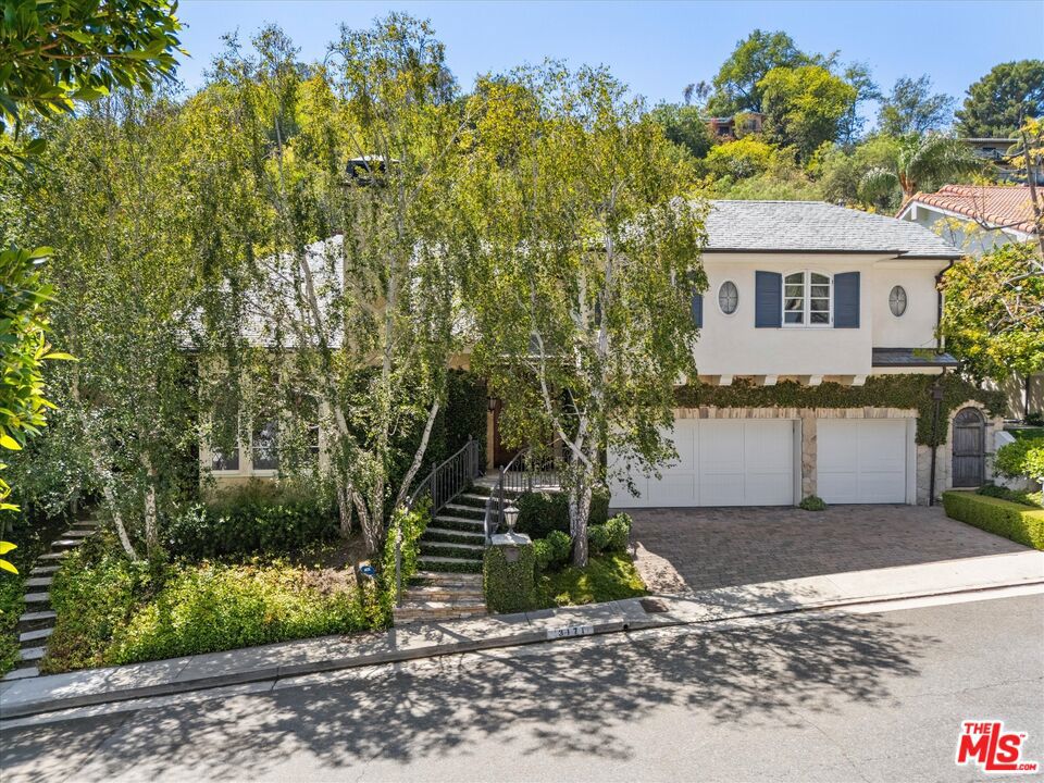 3171 Abington Drive