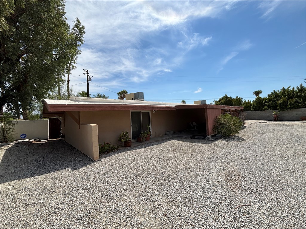 2300 N Cerritos Road