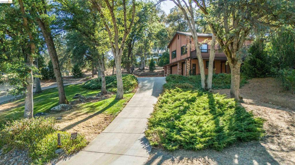 20508 Brook Dr.
