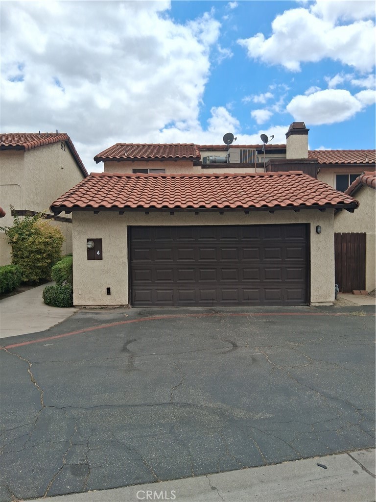 1077 S Santo Antonio Drive 4