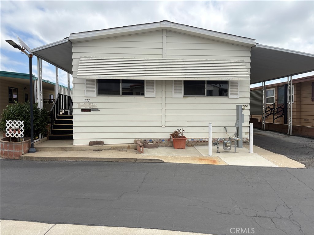 227 Bluebird Lane