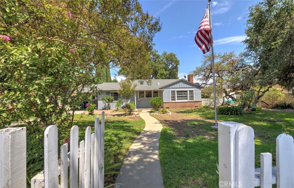 5340 Loma Avenue