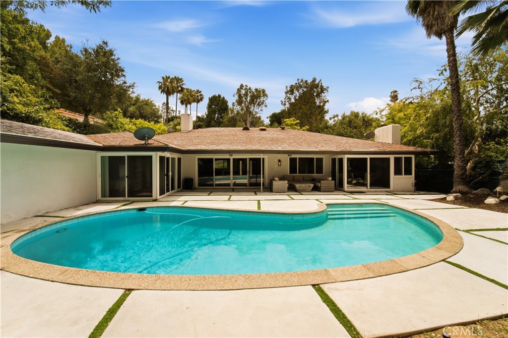 15701 Royal Ridge