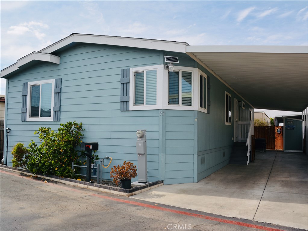 16600 Downey 77