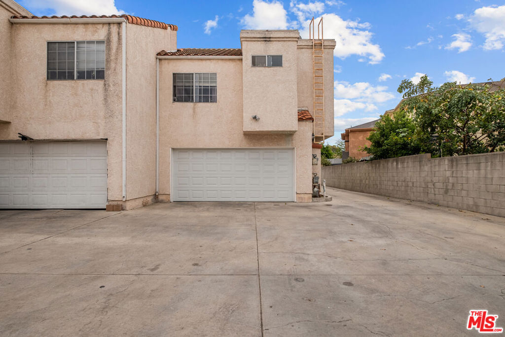 14422 Terra Bella Street A