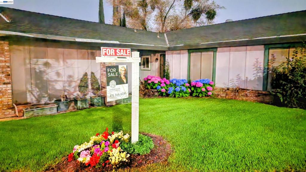 3362 San Jacinto Ct