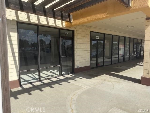 605 W Bellevue Road