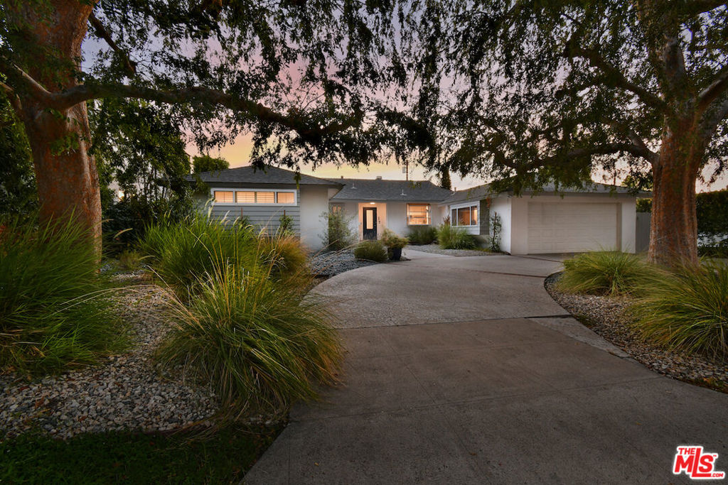 5071 Gaynor Avenue