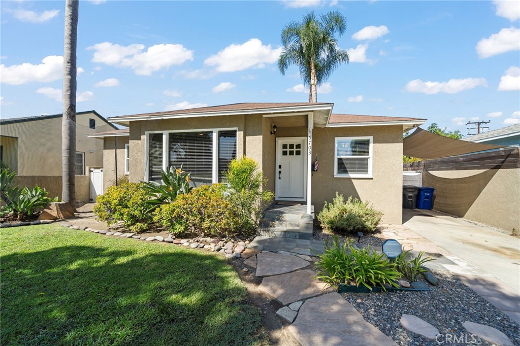 5703 Briercrest
