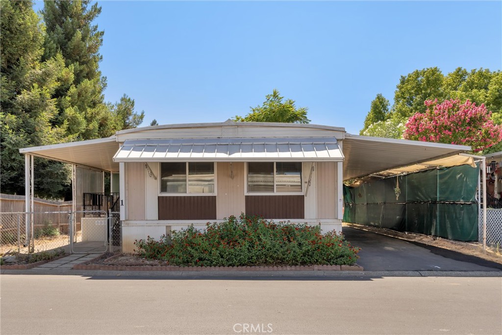 982 E Lassen Avenue 1