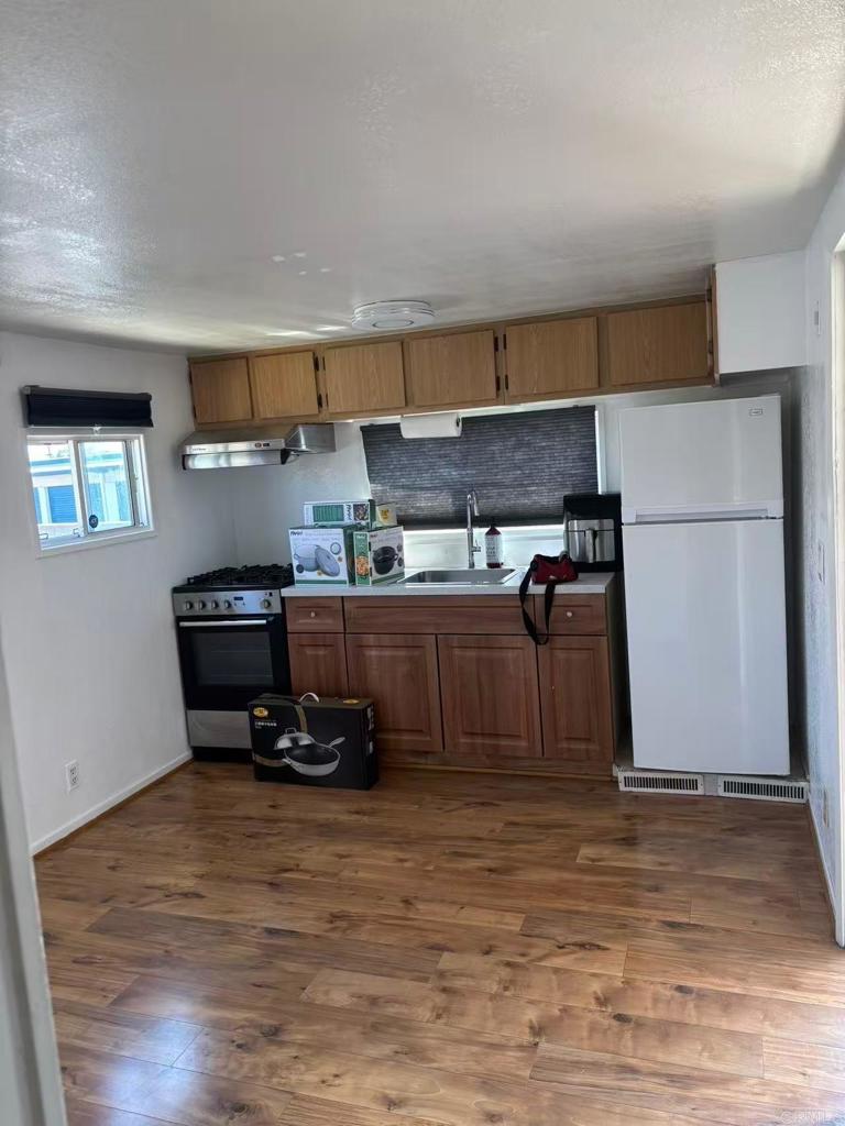 3825 Valley Boulevard 58