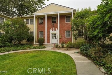 525 E Maple