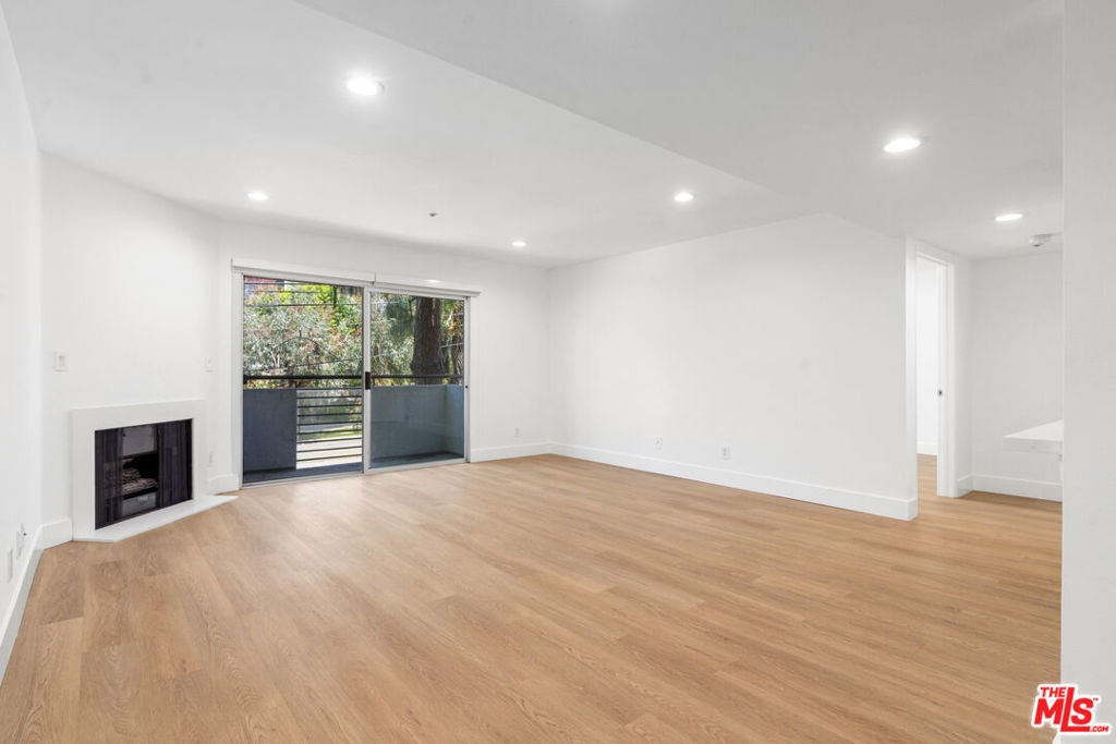 16100 W Sunset Boulevard 201