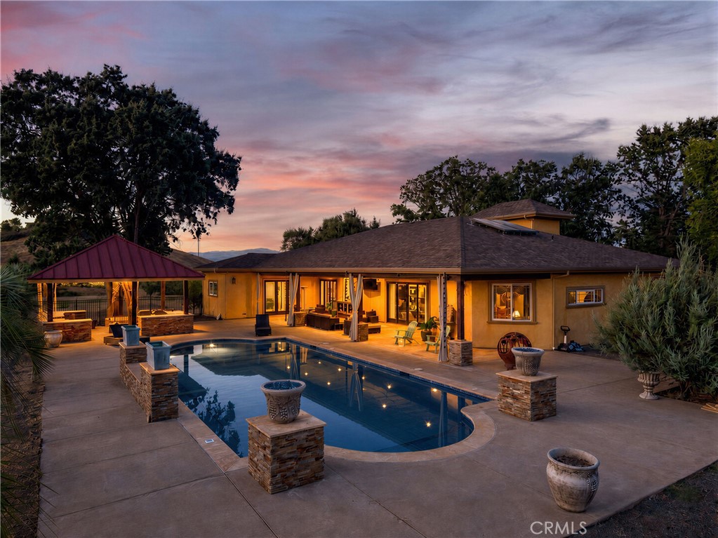 3345 Ackley Road