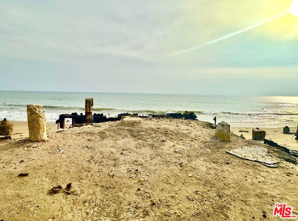 19240 Pacific Coast Highway