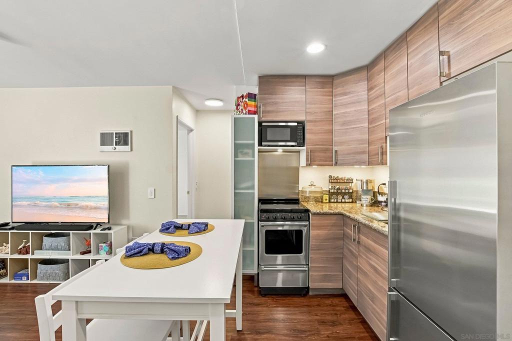 3776 Alabama St C114