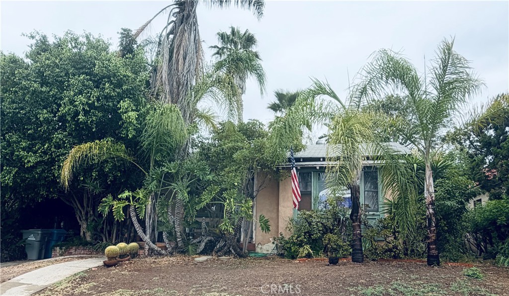 2536 Montclair