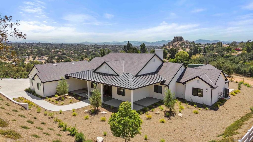 575 Twin Country Lane