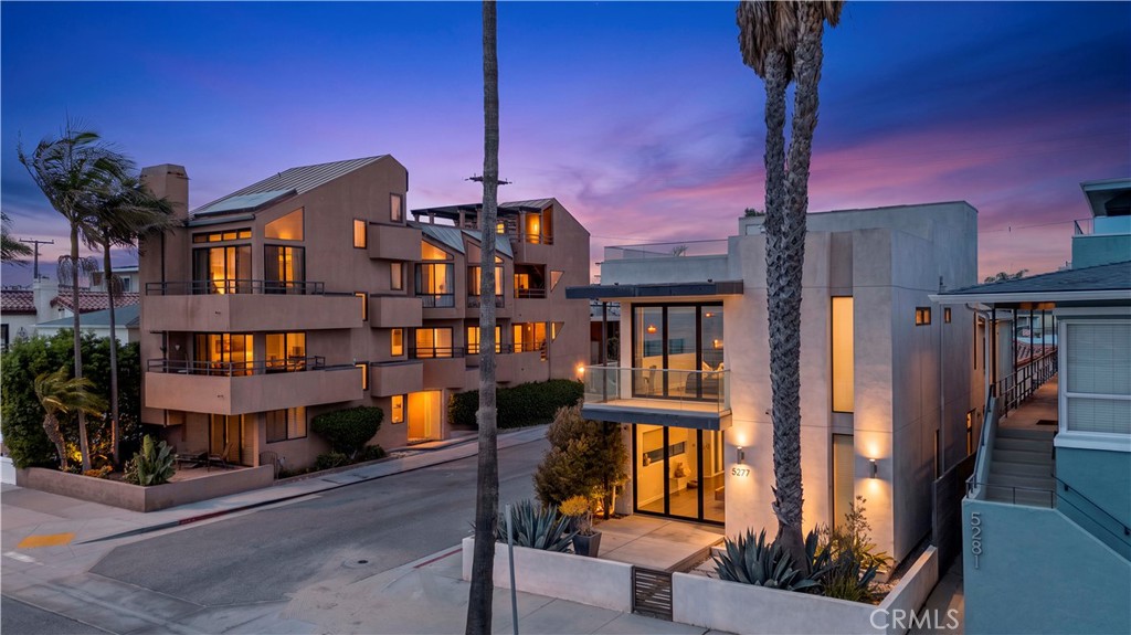 5277 E Ocean