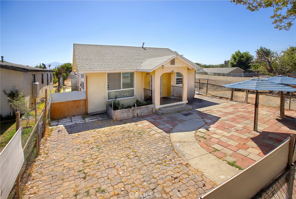 125 N Date Avenue