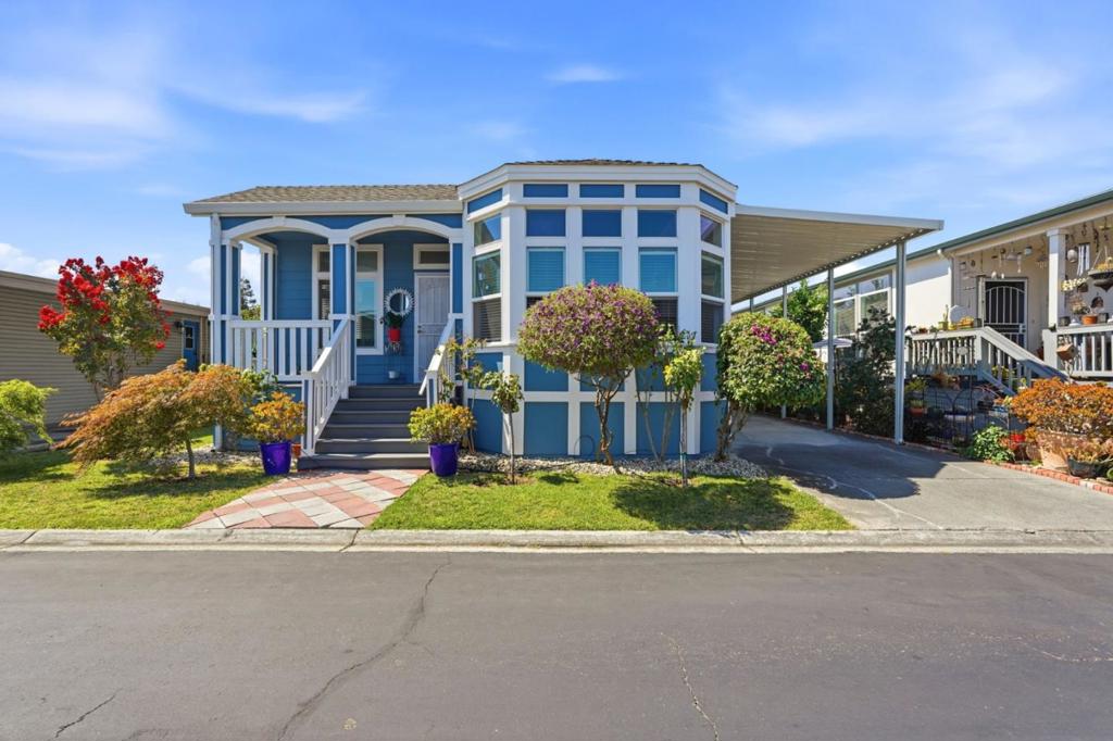 829 Villa Teresa Way 829