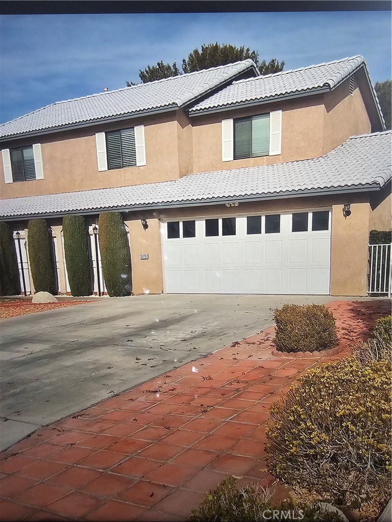 15178 Orchard Hill