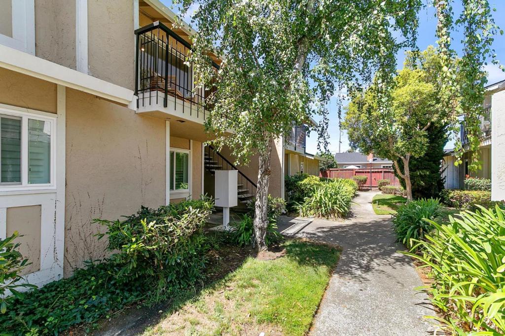 14447 Doolittle Drive