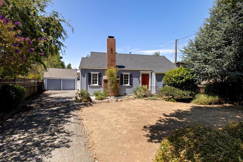 817 Winchester Drive