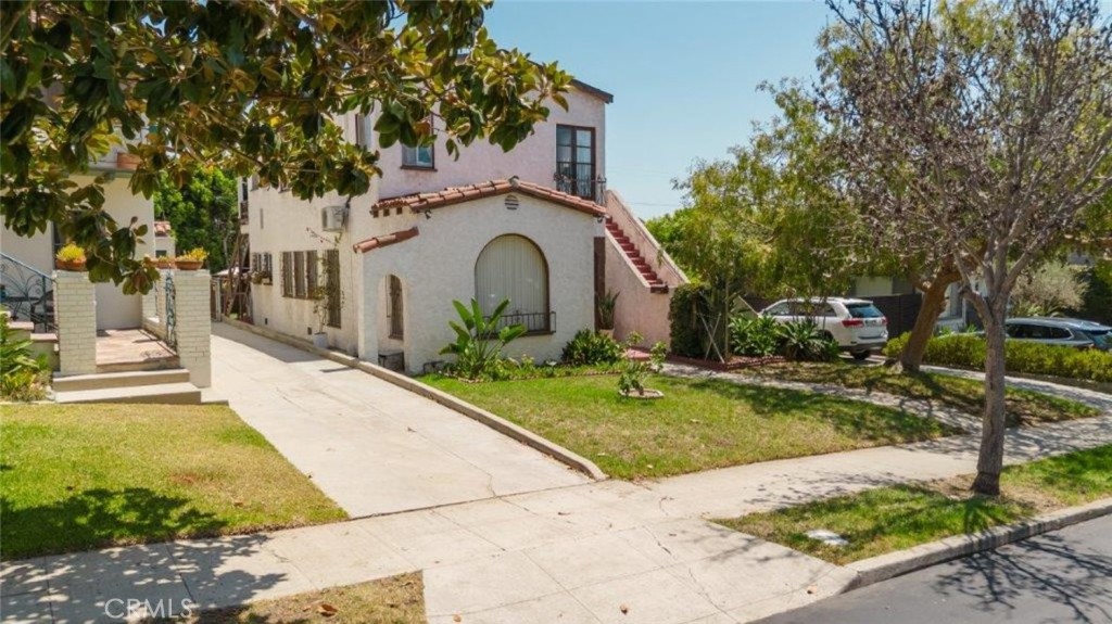 1332 Masselin Avenue A&B