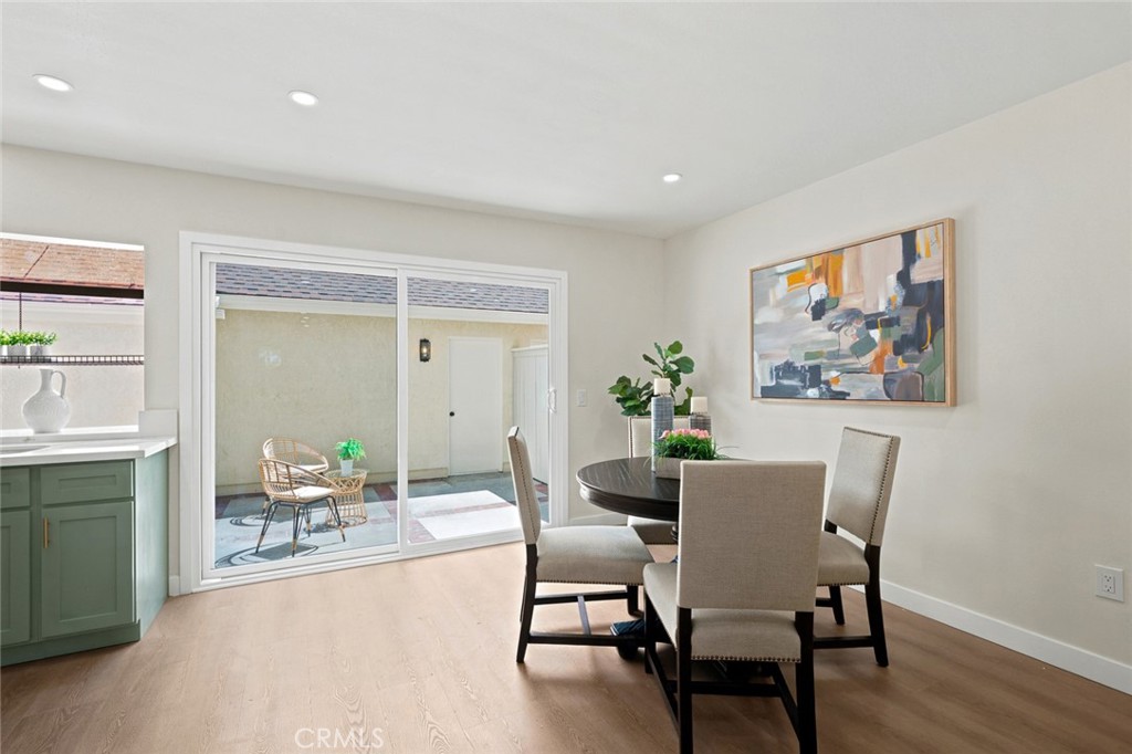 1700 W Cerritos 206