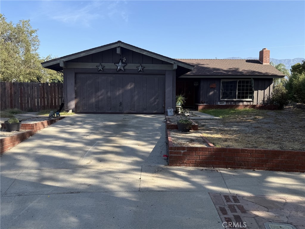 1355 N Placer Avenue