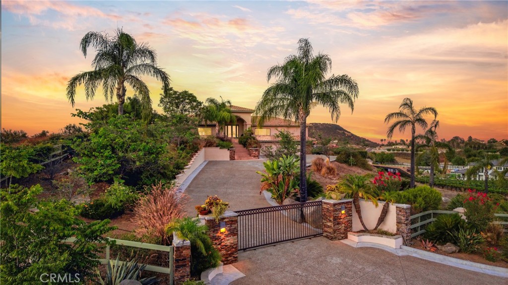 21384 Paseo Montana