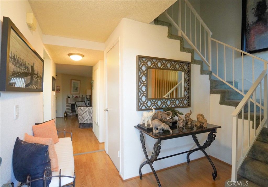 15735 Nordhoff 26