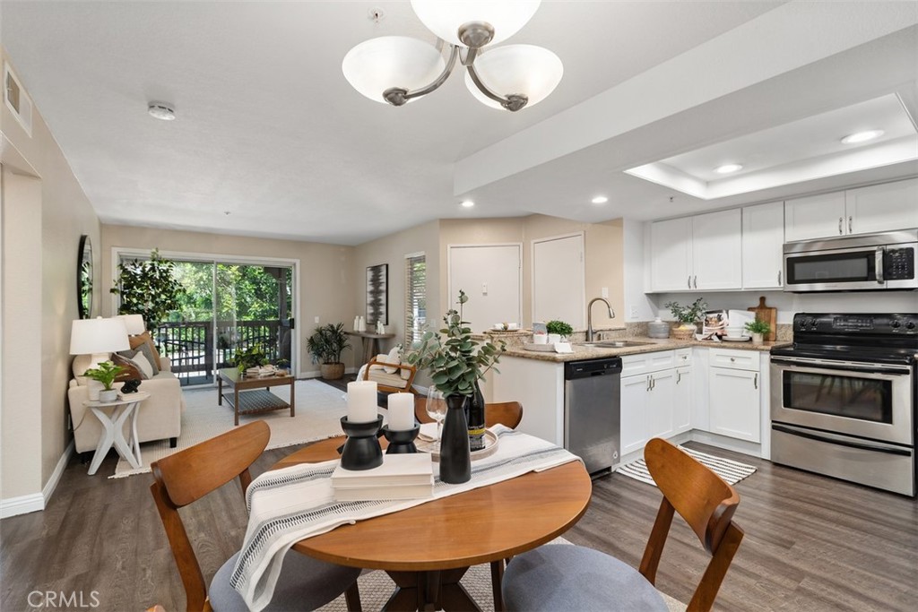 227 S Cross Creek D