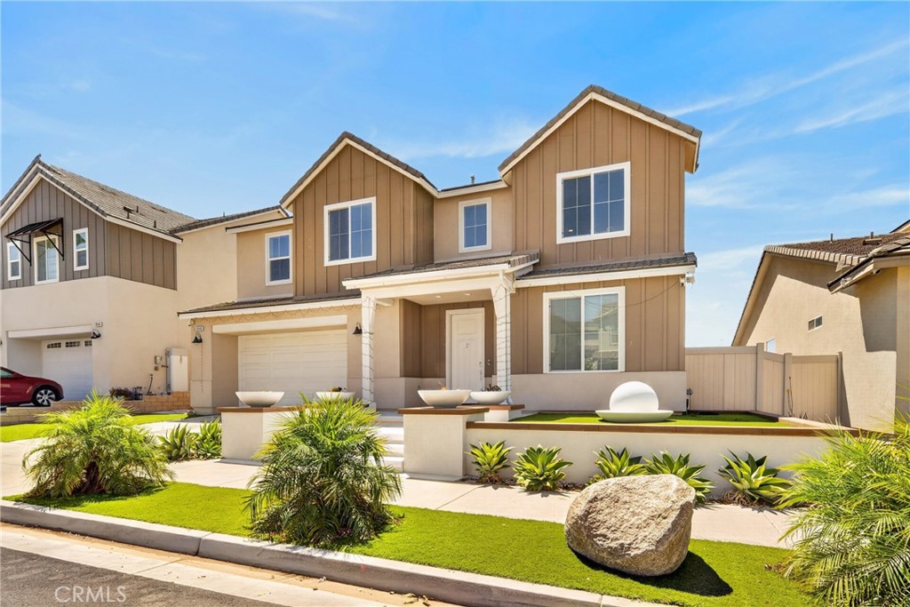 18148 Hedgerow