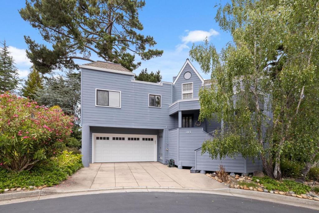 103 Dunsmuir Court