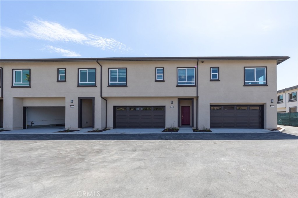 8185 Amerena Way